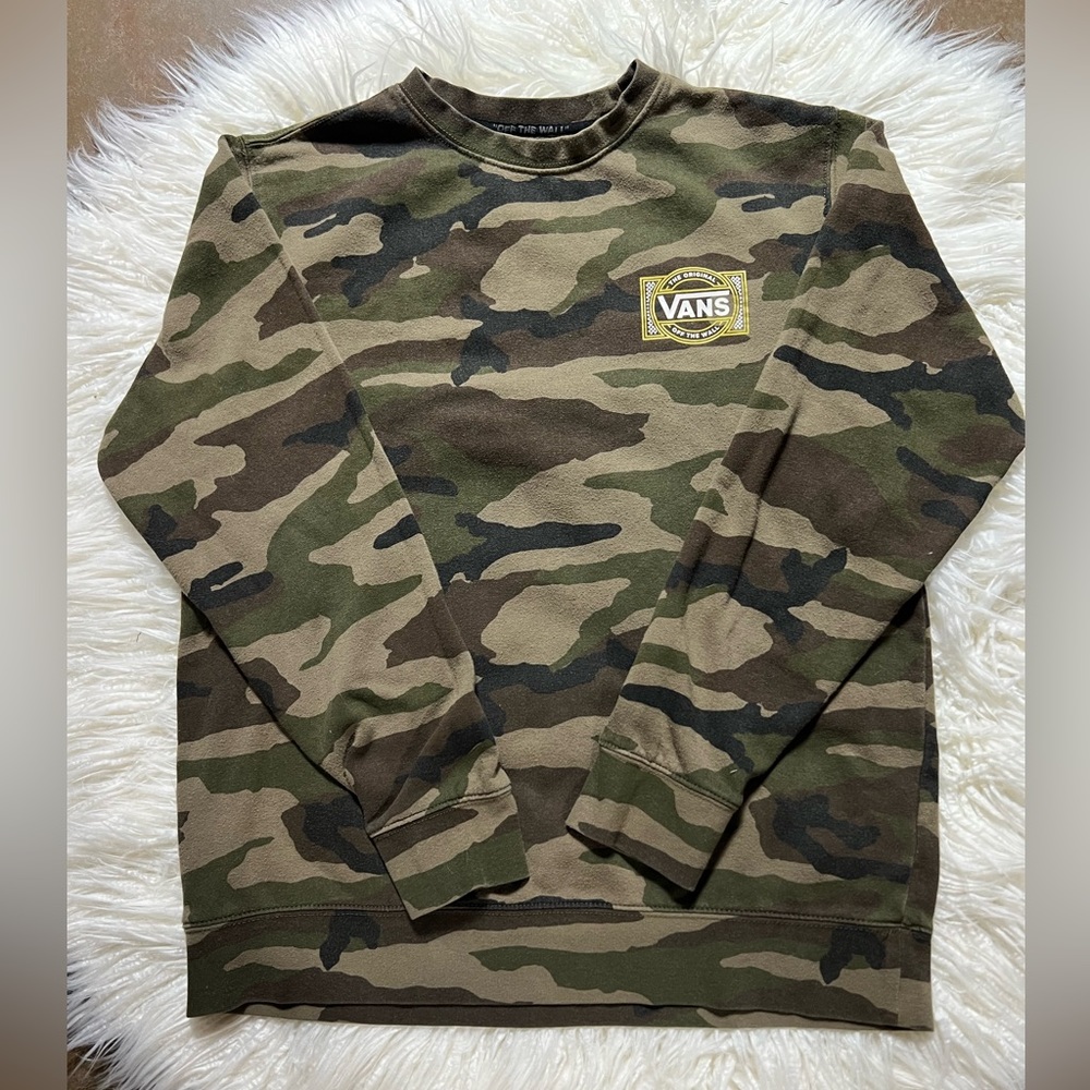 Vans Camo Sweatshirt, size Medium